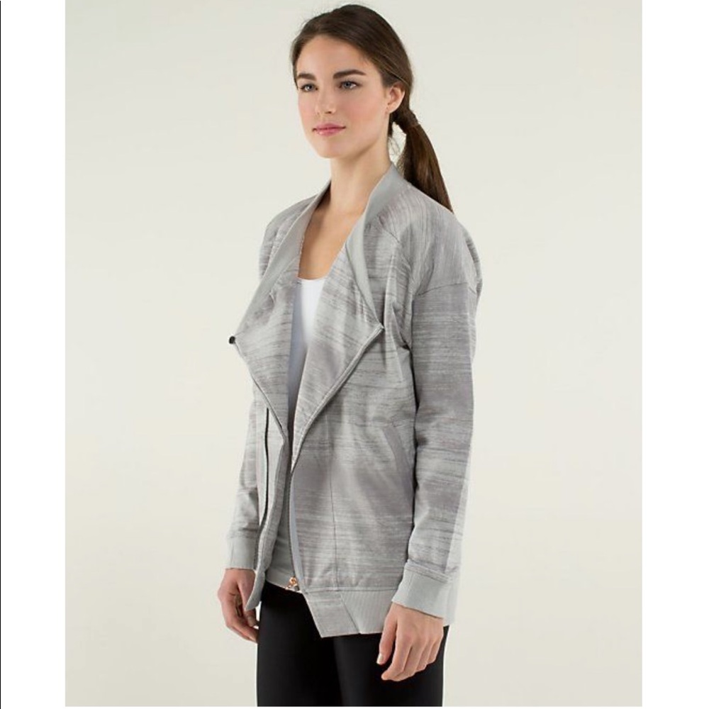 Lululemon Mula Bundle Wrap Silver Spoon - image 2
